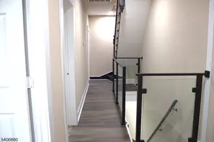 16 Sayre St, Elizabeth, NJ 07208 - Photo 14