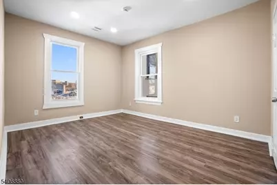 16 Sayre St, Elizabeth, NJ 07208 - Photo 14