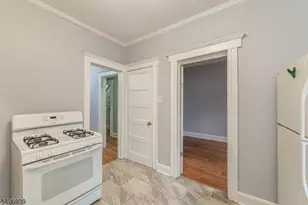 92 Mallory Ave, Jersey City, NJ 07304 - Photo 4