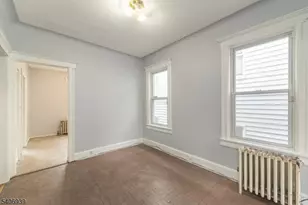 92 Mallory Ave, Jersey City, NJ 07304 - Photo 14