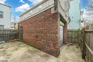 92 Mallory Ave, Jersey City, NJ 07304 - Photo 16