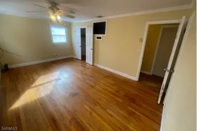 8 Diana Ct, Lebanon Township, NJ 07830 - Photo 4