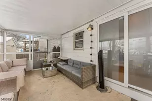 186 10th Ave, Hawthorne, NJ 07506 - Photo 18