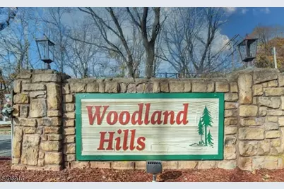 84 Robertson Way, Lincoln Park, NJ 07035 - Photo 2