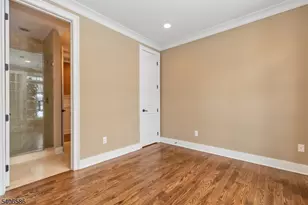 93 Edgewood Dr, Florham Park, NJ 07932 - Photo 12