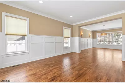 93 Edgewood Dr, Florham Park, NJ 07932 - Photo 4