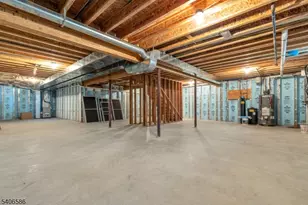 93 Edgewood Dr, Florham Park, NJ 07932 - Photo 30