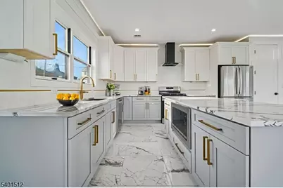 19 Mountain Ave, Mahwah, NJ 07430 - Photo 1