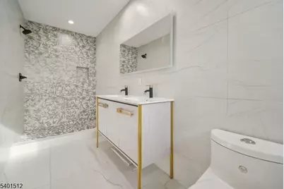 19 Mountain Ave, Mahwah, NJ 07430 - Photo 16