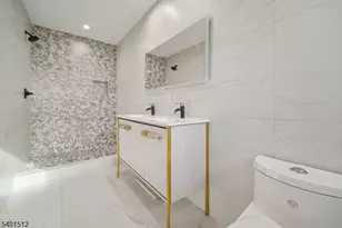 19 Mountain Ave, Mahwah, NJ 07430 - Photo 16