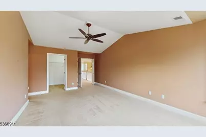 104 Briar Ct, Hardyston Township, NJ 07419 - Photo 18