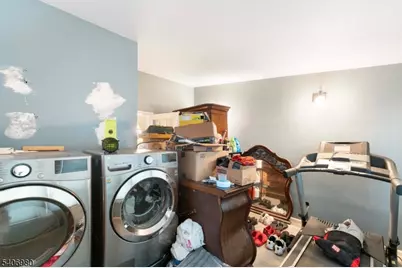 420 Hollywood Ave, Hillside, NJ 07205 - Photo 8