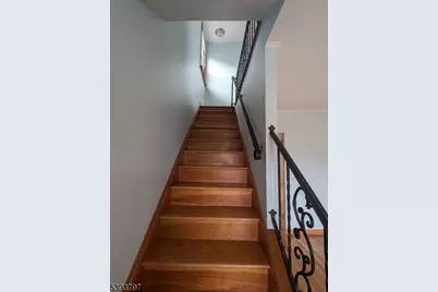 111 E 13th St, Linden, NJ 07036 - Photo 6