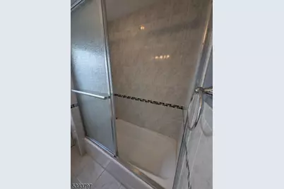 111 E 13th St, Linden, NJ 07036 - Photo 20