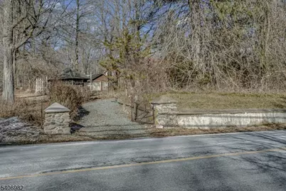 302 Oak Ridge Rd, West Milford, NJ 07438 - Photo 24