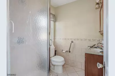 302 Oak Ridge Rd, West Milford, NJ 07438 - Photo 10