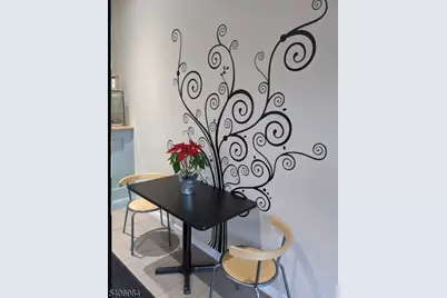 192 Diamond Bridge Ave, Hawthorne, NJ 07506 - Photo 1