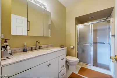 6411 Richmond Rd #411, West Milford, NJ 07480 - Photo 20