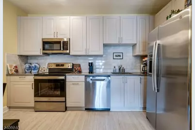 6411 Richmond Rd #411, West Milford, NJ 07480 - Photo 28