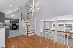 160 Brown Ave, Woodbridge Township, NJ 08830 - Photo 2