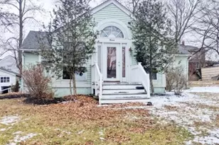 13 N 4th Ave, Manville, NJ 08835 - Photo 1