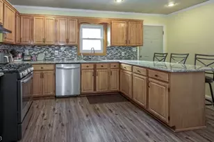 9 Scalza Ln, Lincoln Park, NJ 07035 - Photo 4