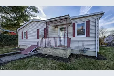 9 Scalza Ln, Lincoln Park, NJ 07035 - Photo 2