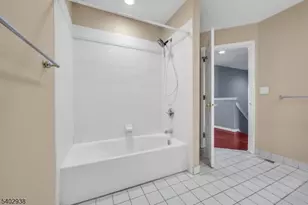 52 Gordon Cir, Parsippany, NJ 07054 - Photo 16