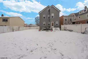 1025 Rivington St, Roselle, NJ 07203 - Photo 12