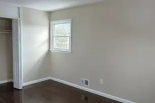 22 Robin Pl, Sayreville, NJ 08859 - Photo 10