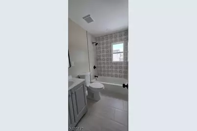 22 Robin Pl, Sayreville, NJ 08859 - Photo 4