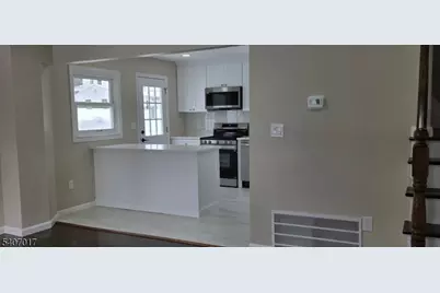 22 Robin Pl, Sayreville, NJ 08859 - Photo 24