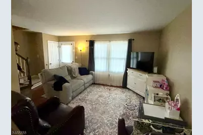 203 Columbia Cmn, Hillsborough Township, NJ 08844 - Photo 2