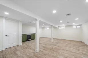 12 Lane Ct, Montclair, NJ 07043 - Photo 28