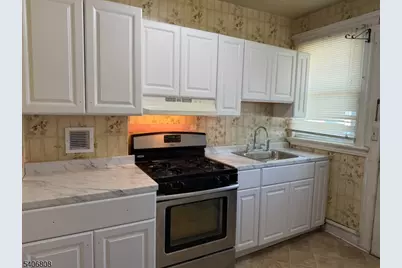 232 Lafayette Ave, Hawthorne, NJ 07506 - Photo 1