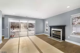 255 Resnik Ct, Franklin Township, NJ 08873 - Photo 4