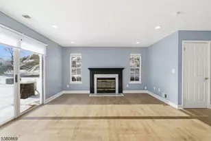 255 Resnik Ct, Franklin Township, NJ 08873 - Photo 2