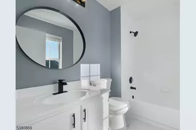 255 Resnik Court, Franklin Township, NJ 08873 - Photo 16