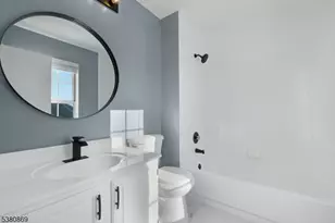 255 Resnik Ct, Franklin Township, NJ 08873 - Photo 16