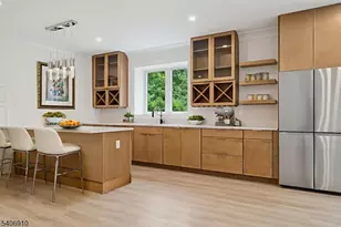 39 Westmount Dr, Livingston, NJ 07039 - Photo 40