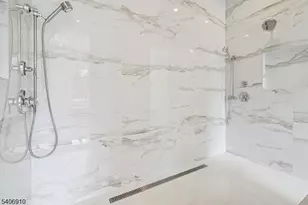 39 Westmount Dr, Livingston, NJ 07039 - Photo 38