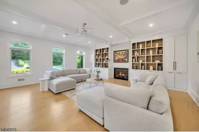 39 Westmount Dr, Livingston, NJ 07039 - Photo 20