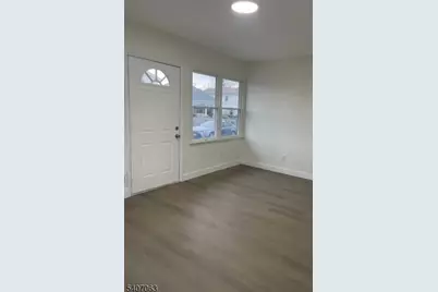 84 Seabreeze Way, Keansburg, NJ 07734 - Photo 4