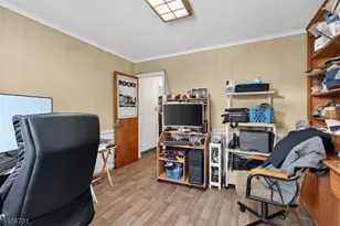 16 Parkview Pl, Passaic, NJ 07055 - Photo 14