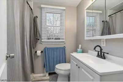 445 Morris Ave #4C, Springfield Twp., NJ 07081 - Photo 2