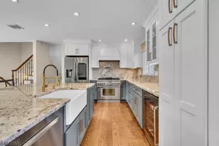 28 Toby Dr, Roxbury Township, NJ 07876 - Photo 10