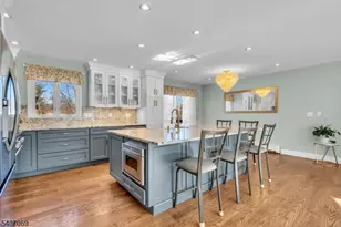 28 Toby Dr, Roxbury Township, NJ 07876 - Photo 6