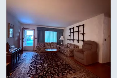 85 Fulton St, Clark Township, NJ 07066 - Photo 6