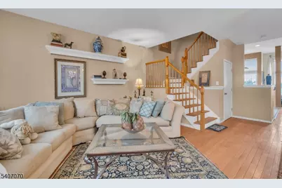 6 Winding Way, Woodland Park, NJ 07424 - Photo 2