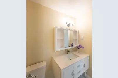 220C Manchester Ln, Monroe Township, NJ 08831 - Photo 18